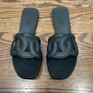 Hermès - Aloha Sandals - Black - Size 37